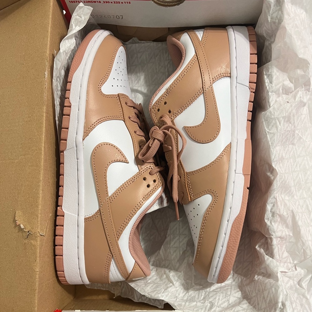 Nike Women's Sneakers in White and Rose Whisper